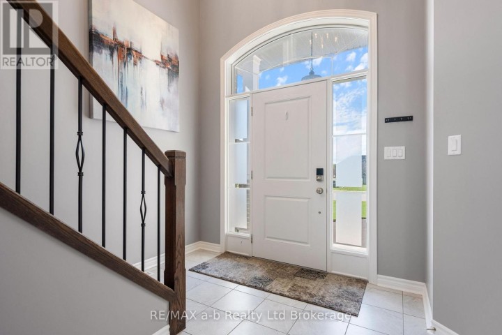 Photo 2 at 76 Pearl Street, Tillsonburg
