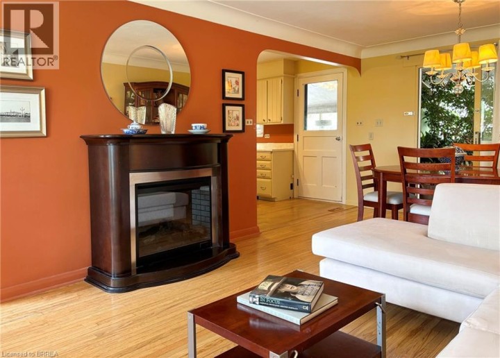 Photo 2 at 38 Slater Street, Holmedale, Brantford