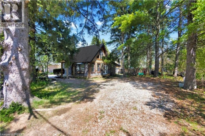 Photo 1 at 6 Churchill Drive, Innerkip (Victoria Park), Woodstock