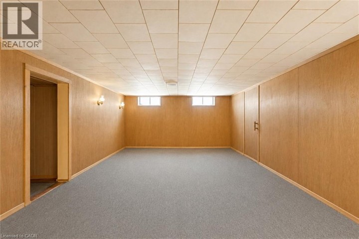 Photo 14 at 594 Krug Street, Heritage Park / Rosemount, Kitchener