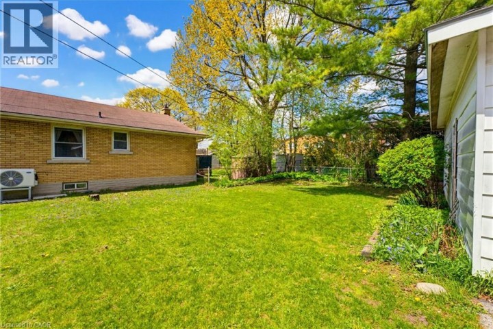 Photo 17 at 594 Krug Street, Heritage Park / Rosemount, Kitchener