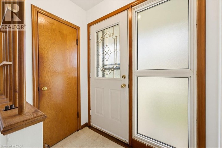 Photo 8 at 594 Krug Street, Heritage Park / Rosemount, Kitchener