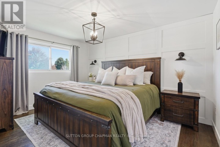 Photo 12 at 920 Alice Street, Woodstock - South, Woodstock