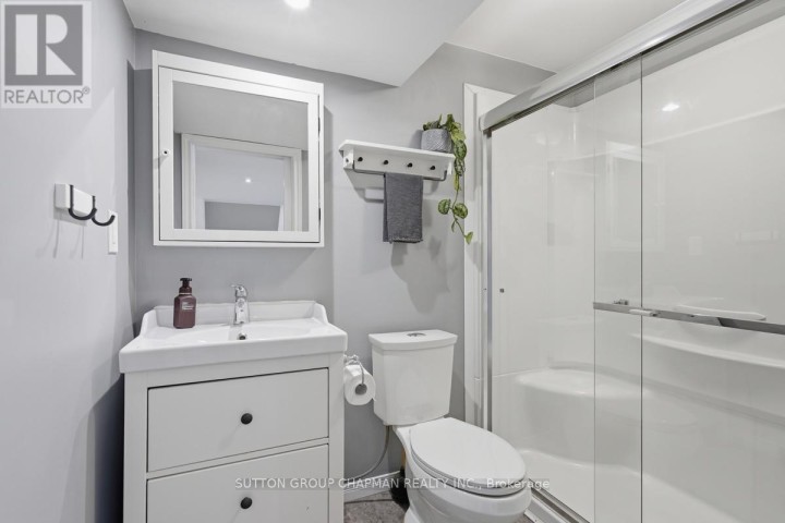 Photo 21 at 920 Alice Street, Woodstock - South, Woodstock