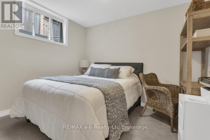 Photo 37 at 16 Nancy Court, Tillsonburg