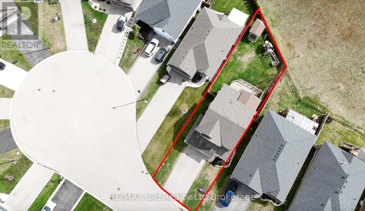 Photo 38 at 16 Nancy Court, Tillsonburg