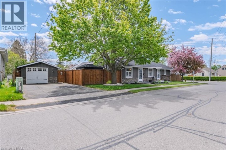 Photo 3 at 36 Crandell Avenue, Eagle Place East, Brantford