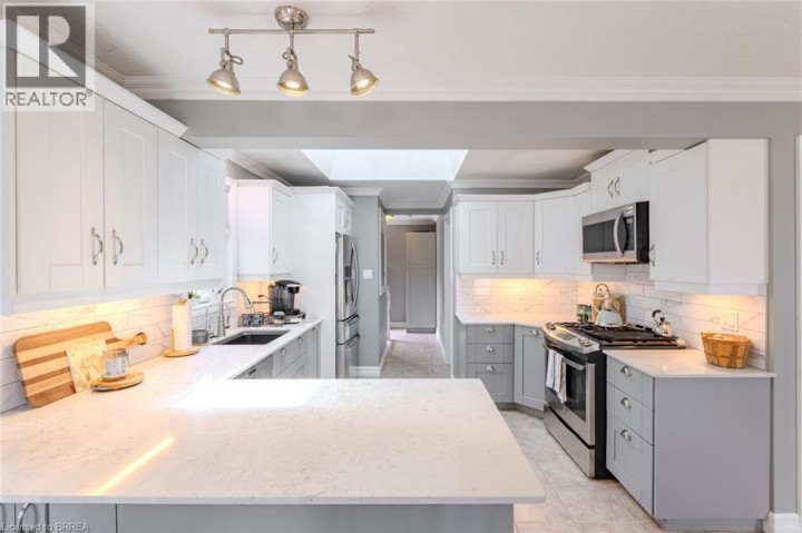 Photo 10 at 36 Crandell Avenue, Eagle Place East, Brantford