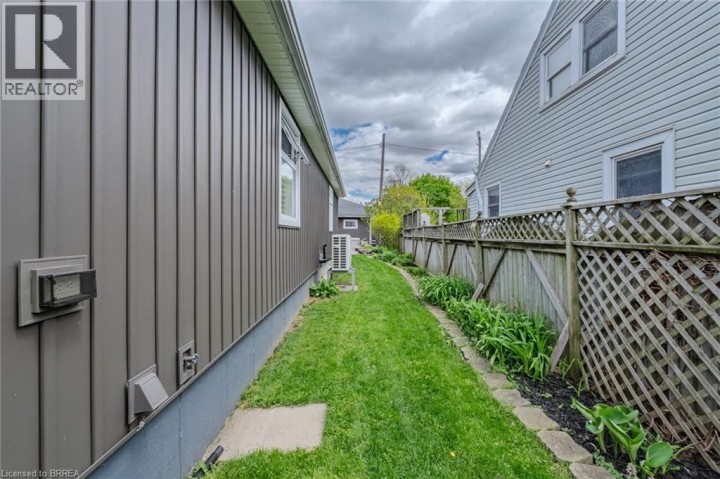 Photo 37 at 36 Crandell Avenue, Eagle Place East, Brantford