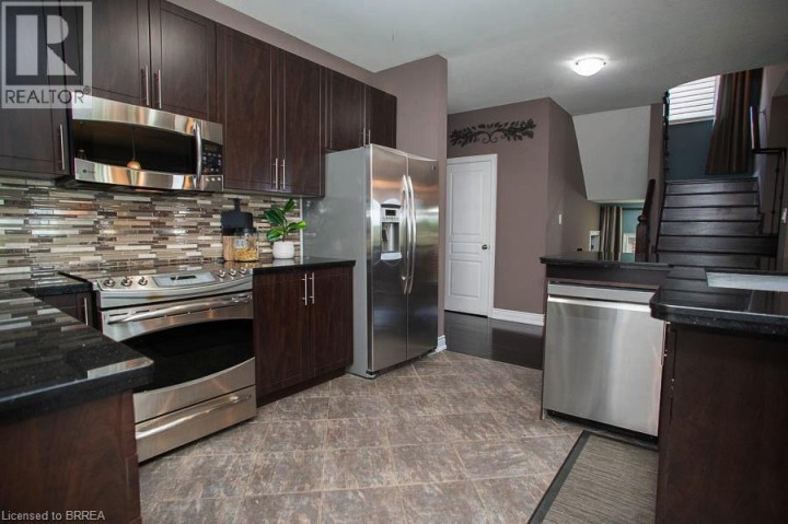 Photo 14 at 10 Bisset Avenue, Empire South, Brantford