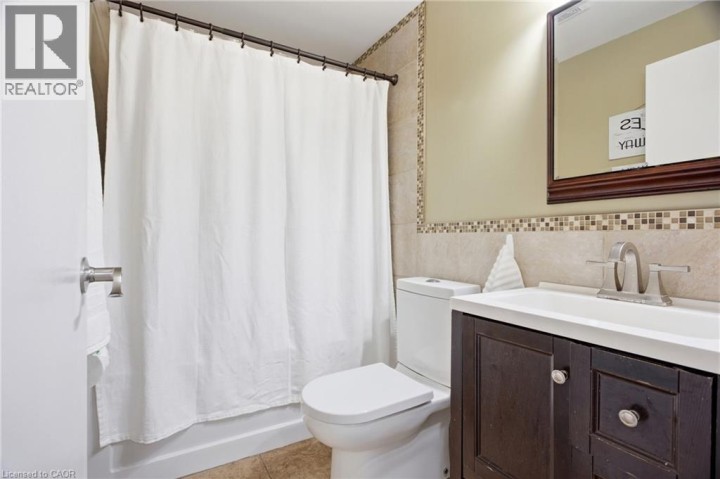 Photo 19 at 19 Greendale Crescent, Chicopee / Freeport, Kitchener