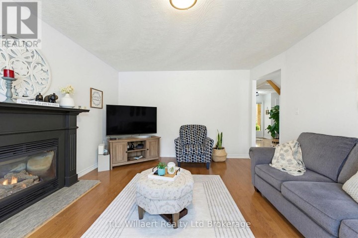 Photo 11 at 10 Woodside Drive, Tillsonburg