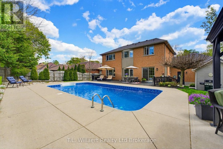 Photo 40 at 10 Woodside Drive, Tillsonburg