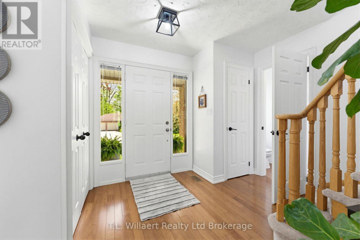 Photo 6 at 10 Woodside Drive, Tillsonburg