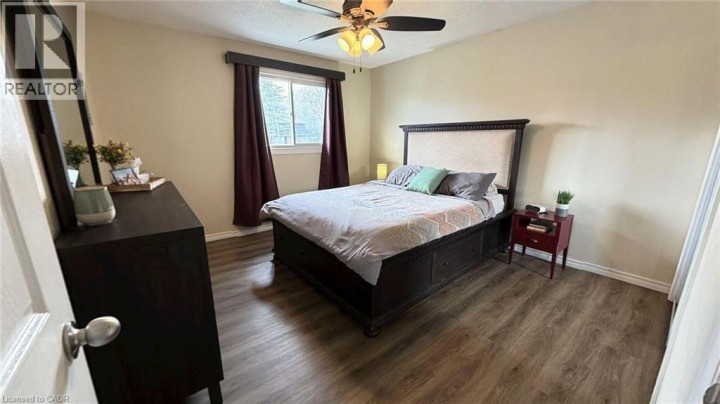 Photo 13 at 87 Locks Road, Echo Place, Brantford