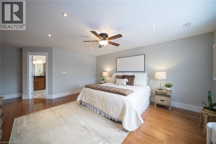 Photo 23 at 48 Lincoln Avenue, Holmedale, Brantford