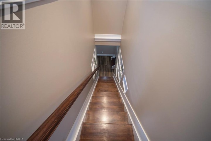 Photo 34 at 48 Lincoln Avenue, Holmedale, Brantford