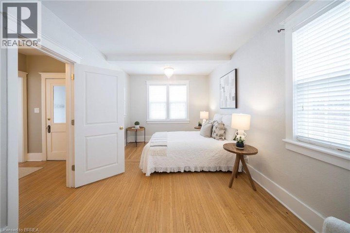 Photo 9 at 48 Lincoln Avenue, Holmedale, Brantford