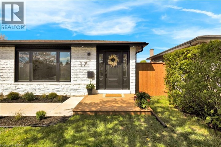 Photo 2 at 17 Northville Drive, Innerkip (Fair Grounds), Woodstock