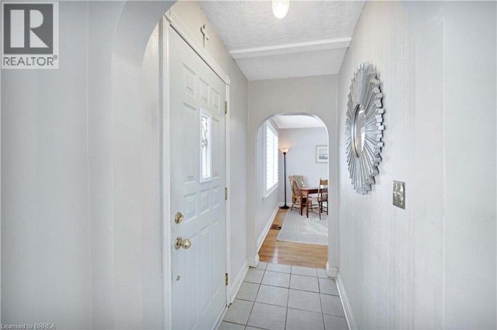 Photo 5 at 177 St George Street, Queensway / Grove, Brantford