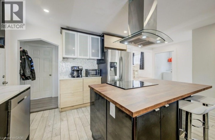 Photo 6 at 54 Seventh Avenue, Eagle Place East, Brantford
