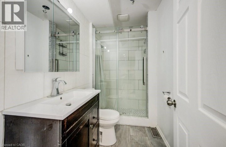 Photo 9 at 54 Seventh Avenue, Eagle Place East, Brantford