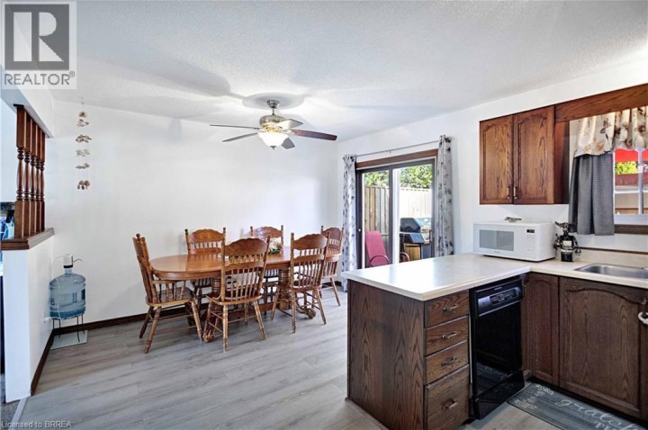 Photo 12 at 16 Sandlewood Avenue, Woodlawn, Brantford