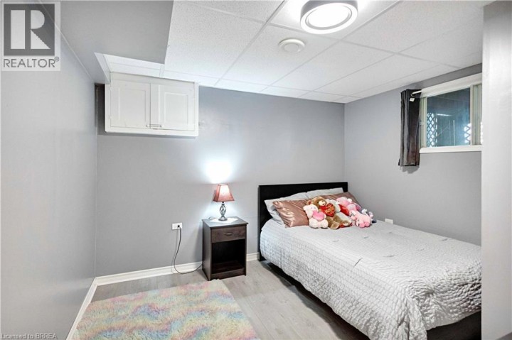 Photo 25 at 16 Sandlewood Avenue, Woodlawn, Brantford