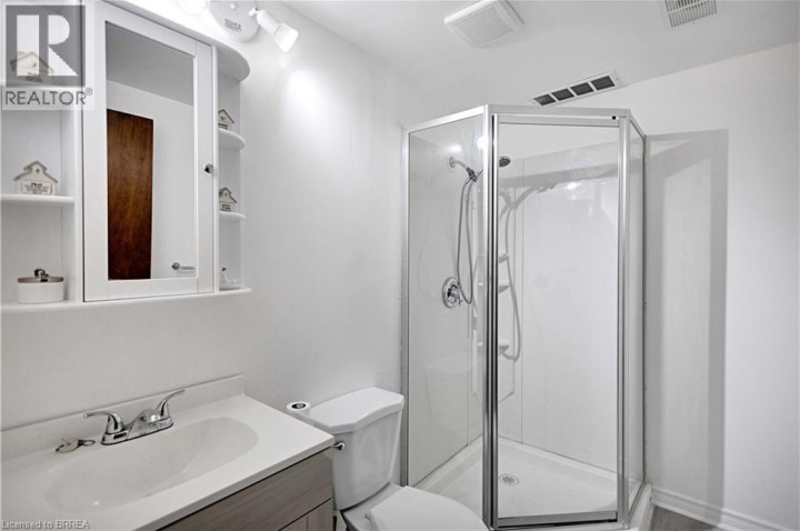 Photo 26 at 16 Sandlewood Avenue, Woodlawn, Brantford