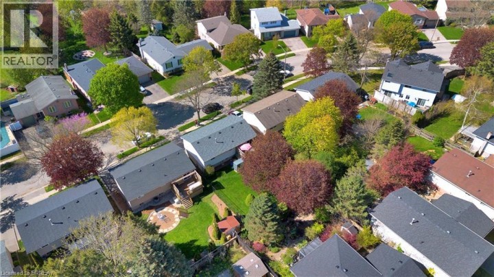 Photo 46 at 16 Sandlewood Avenue, Woodlawn, Brantford