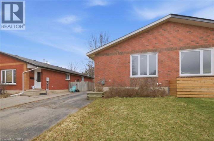 Photo 3 at 7 Forest Drive, Innerkip (Fair Grounds), Woodstock