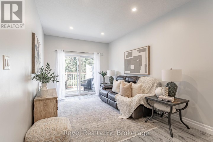 Photo 10 at 538 Lampman Place, Woodstock - South, Woodstock