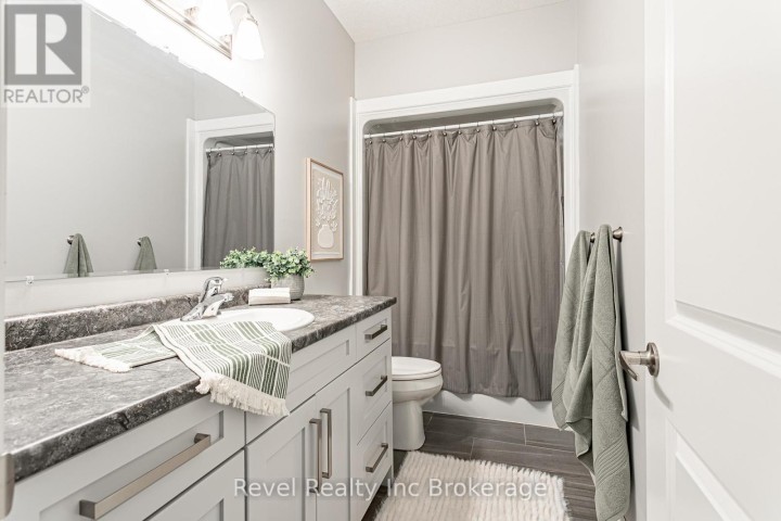 Photo 15 at 538 Lampman Place, Woodstock - South, Woodstock