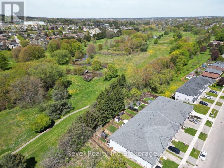 Photo 33 at 538 Lampman Place, Woodstock - South, Woodstock