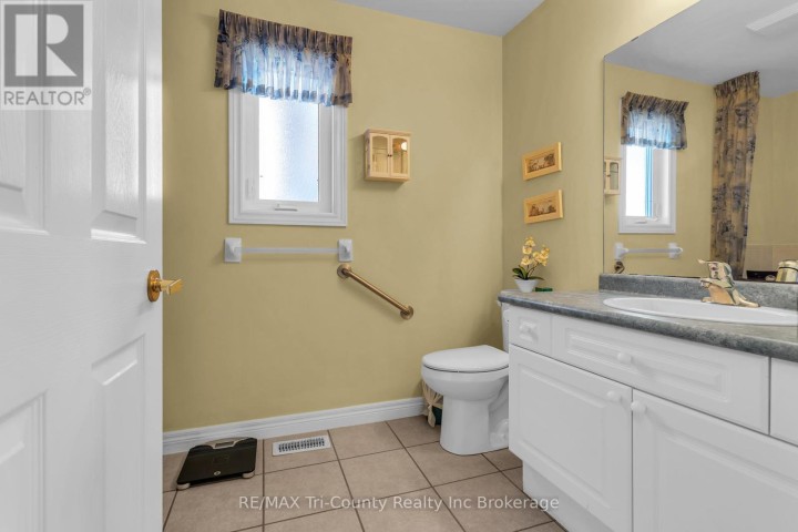Photo 15 at 210 Baldwin Street, Tillsonburg