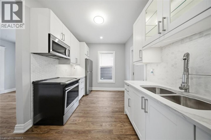 Photo 11 at 76 Grey Street, Downtown Core, Brantford