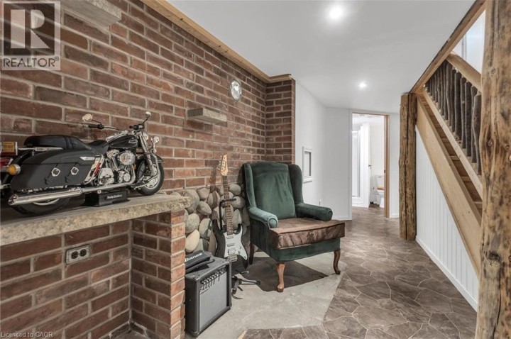 Photo 27 at 18 E Queen Street, Beachville, Ingersoll