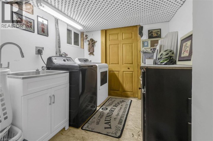 Photo 29 at 18 E Queen Street, Beachville, Ingersoll