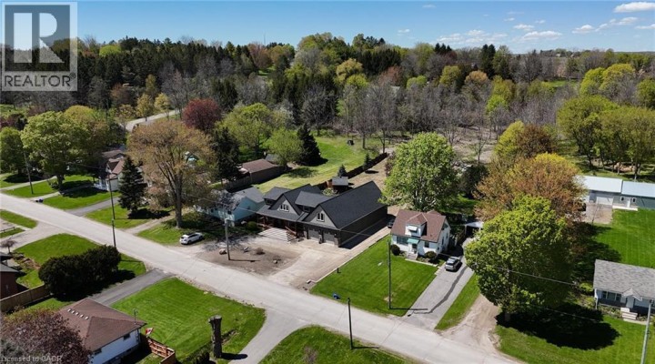 Photo 3 at 18 E Queen Street, Beachville, Ingersoll