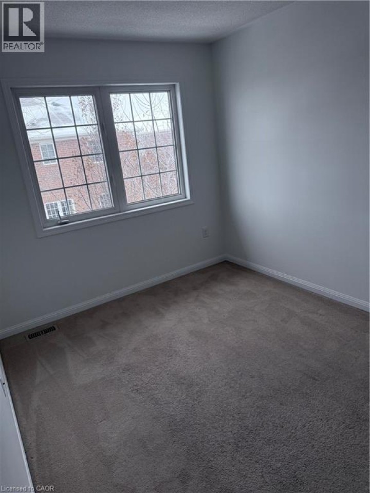 Photo 6 at 50 Emick Drive, Meadowlands, Ancaster