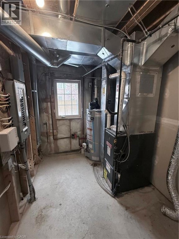 Photo 8 at 50 Emick Drive, Meadowlands, Ancaster