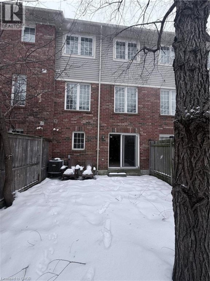 Photo 9 at 50 Emick Drive, Meadowlands, Ancaster