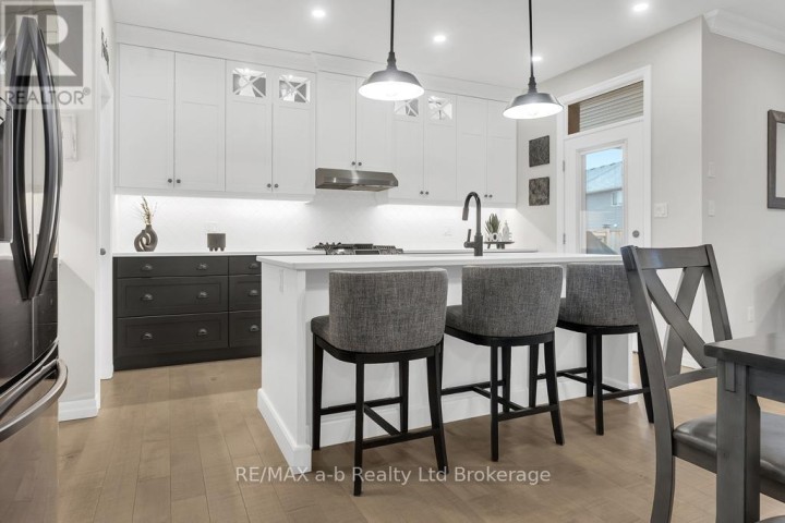 Photo 5 at 41 Lowrie Crescent, Tillsonburg