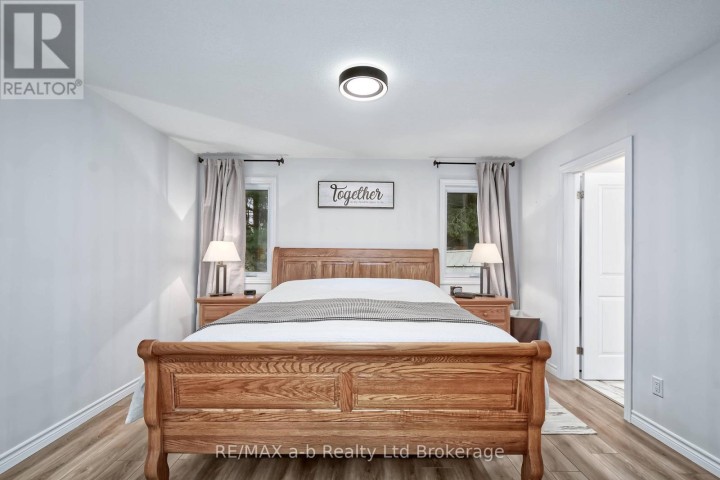 Photo 19 at 305 Robinson Street, Woodstock - South, Woodstock