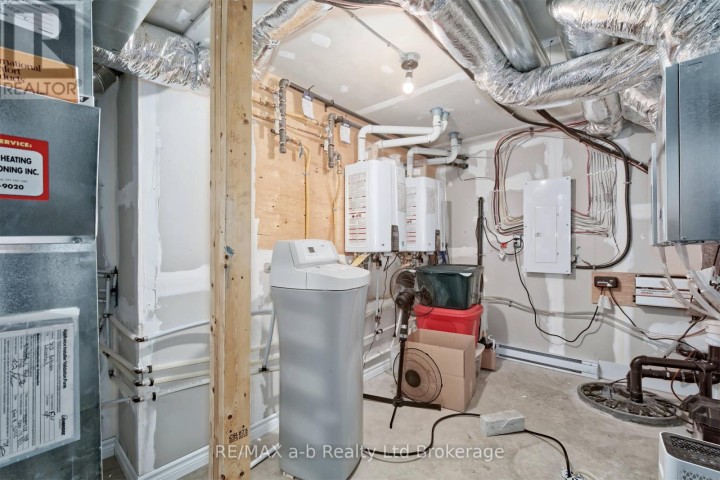 Photo 36 at 305 Robinson Street, Woodstock - South, Woodstock