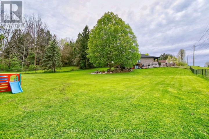 Photo 41 at 305 Robinson Street, Woodstock - South, Woodstock