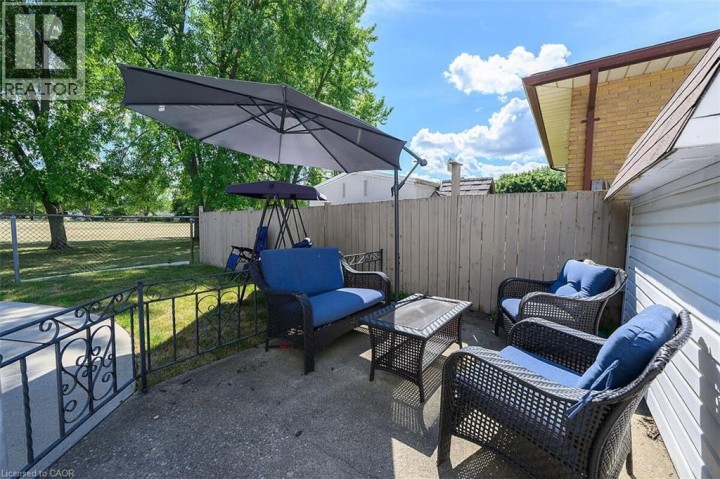 Photo 34 at 24 Oxford Street, Mayfair, Brantford