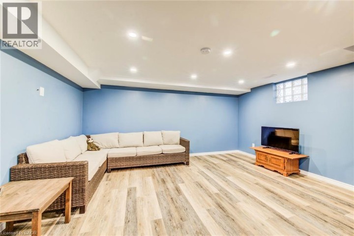 Photo 27 at 88 Westwood Drive, Uptown Waterloo / Westmount, Kitchener