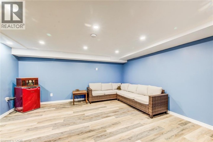 Photo 25 at 88 Westwood Drive, Uptown Waterloo / Westmount, Kitchener