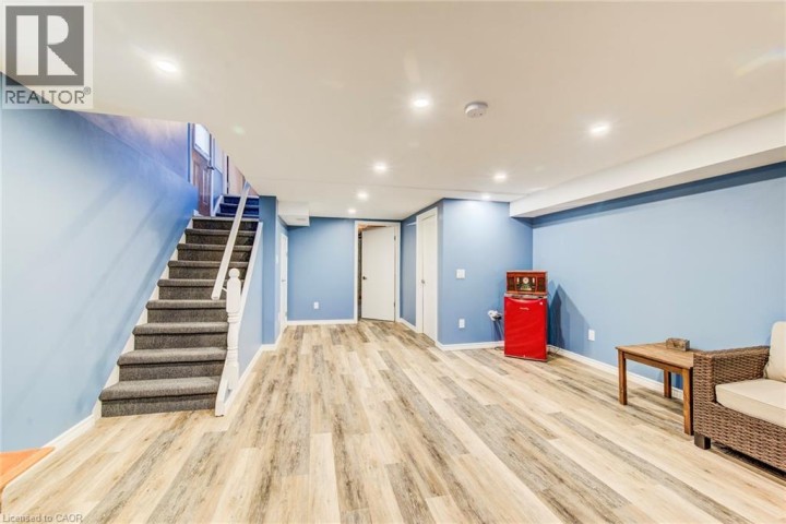 Photo 24 at 88 Westwood Drive, Uptown Waterloo / Westmount, Kitchener